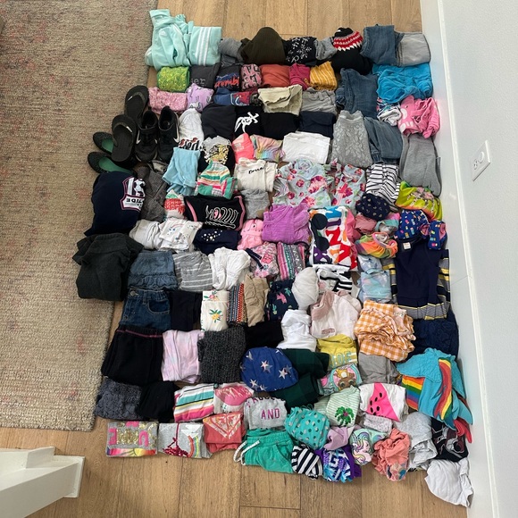 80+ items of girls clothes size 5-7! Already packed up and ready to ship! - Picture 1 of 8